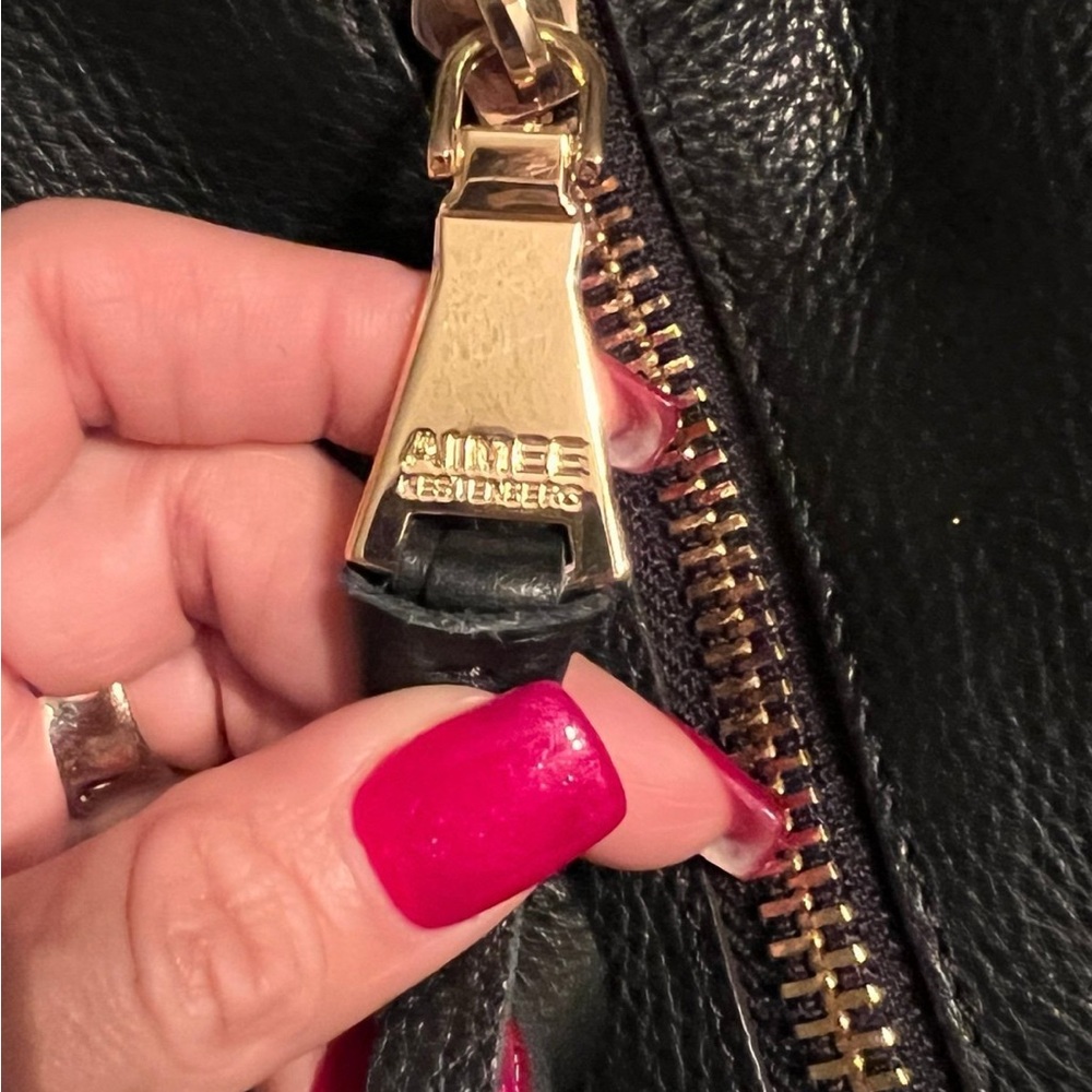 Aimee Kestenberg Elegant Black Leather Shoulder Bag - Picture 7 of 12